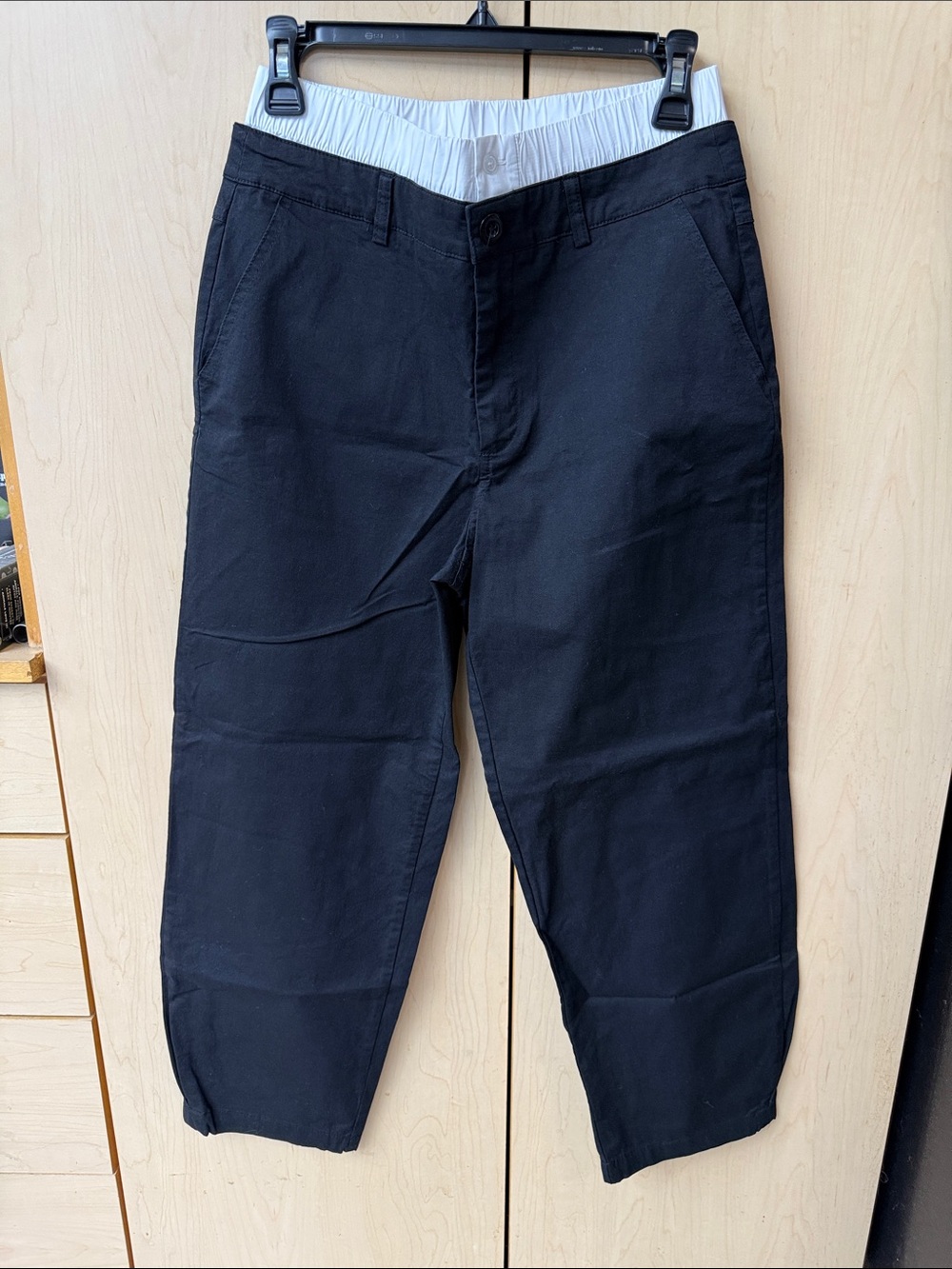 Sans Souci Black Cropped Straight-Leg Chinos